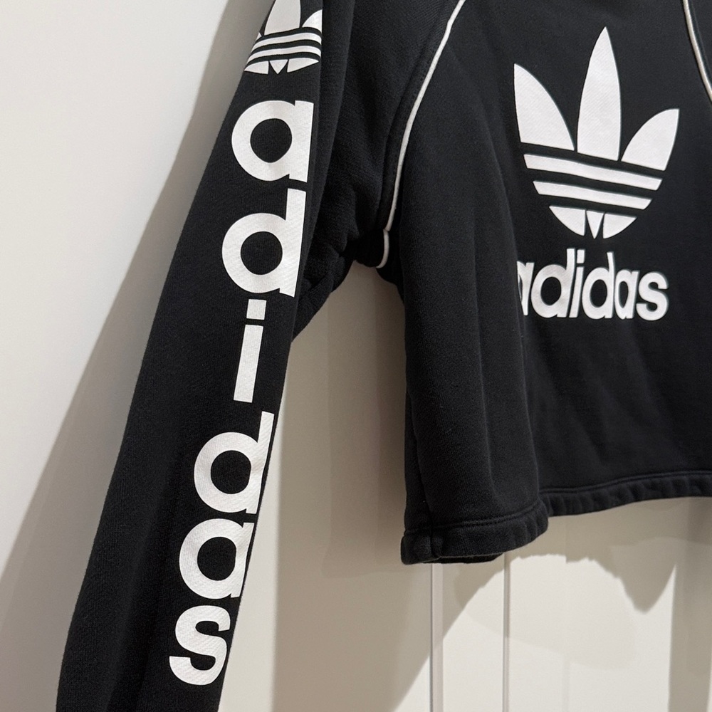 adidas Black & White Cropped Trefoil Pullover - Picture 4 of 6